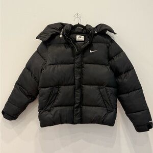Nike Therma-Fit Black Puffer Jacket Size S.